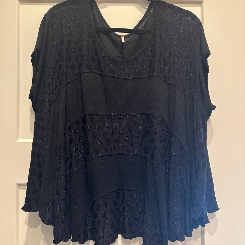 Free People Black Women's Tshirt